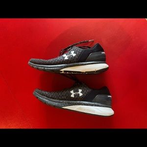 Under Armour charged tennis shoes womens size 10